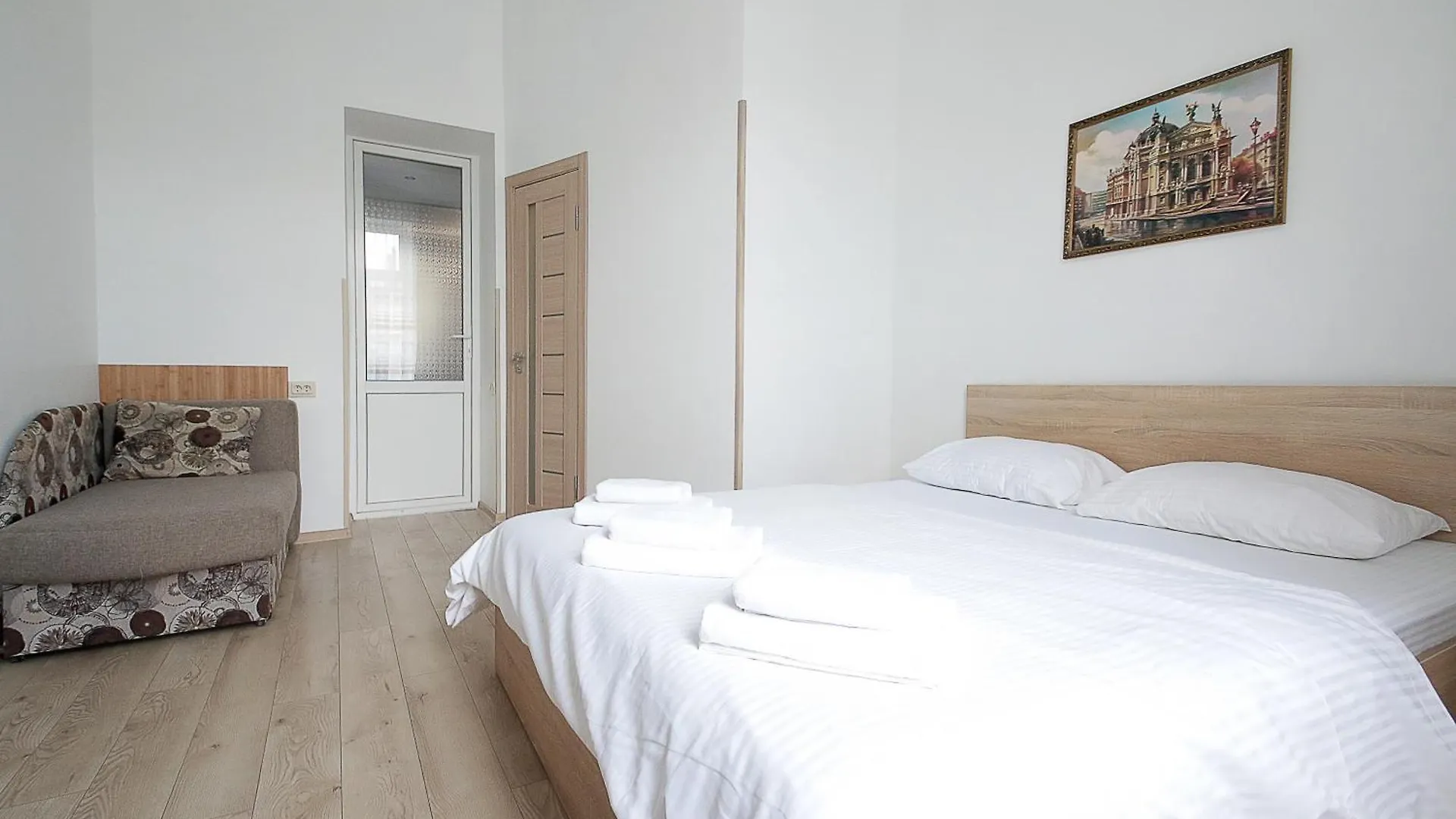 Deluxe Apartments D 29 Lviv Ukraine